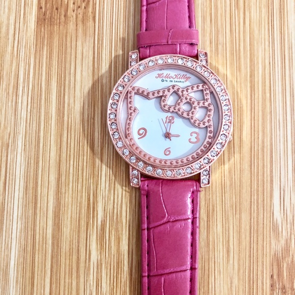 Rose Gold & Hot Pink Hello Kitty Watch - Picture 2 of 7